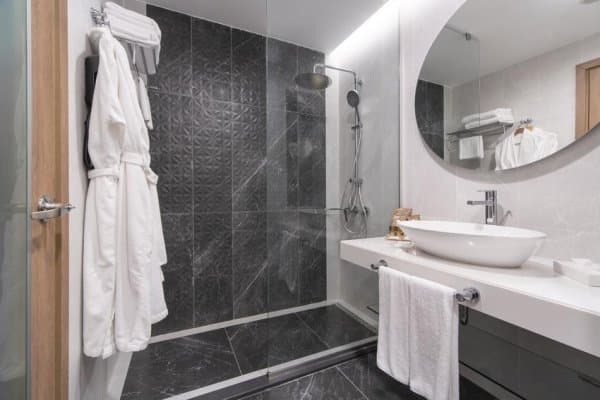 Deluxe Family Suit Deniz Manzaralı Balkonlu Oda 4