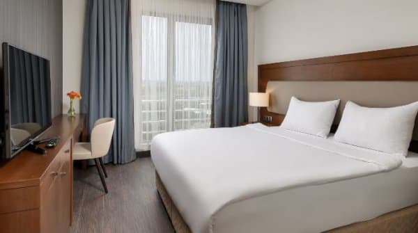 Junior King Suite Room	 2