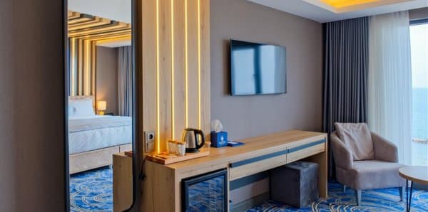 Superior Deniz Manzaralı Oda 3