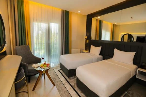 Superior Twin Bed Lake View Room	 2