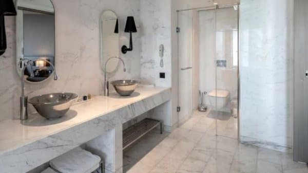 Suite Room with Balcony - Sea View 4