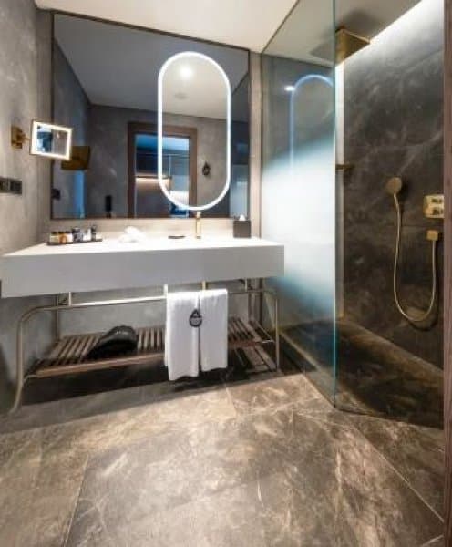 Collection Room Forest View 4