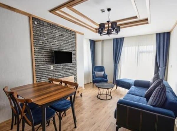 Royal Residence King Room City View 2