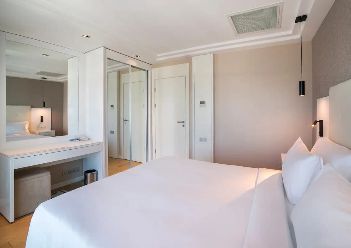 Two Bedroom Apartment with Balcony 2