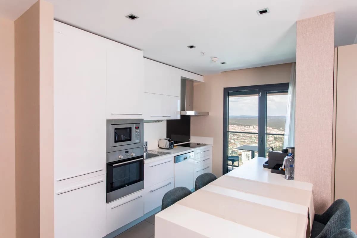 Two Bedroom Apartment with Balcony 3