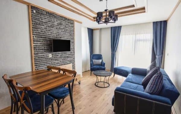 Grand Residence King Room City View 3