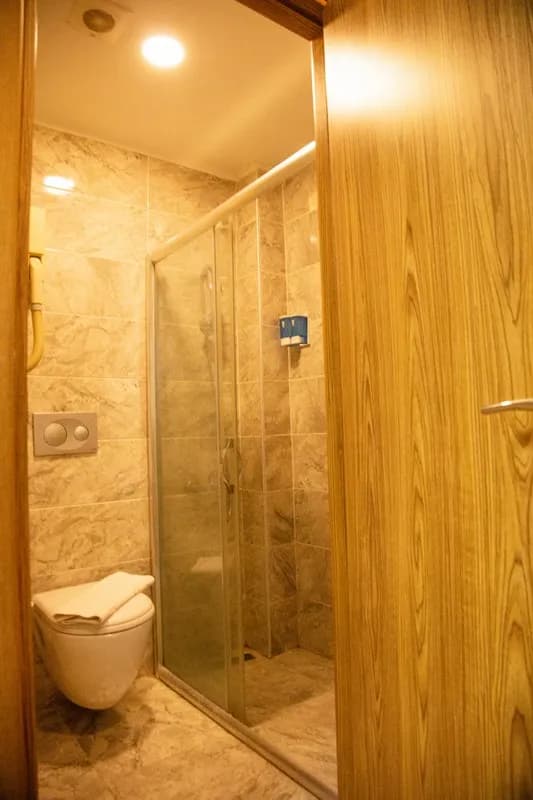 Ekonomik Çift Kişilik Oda 4