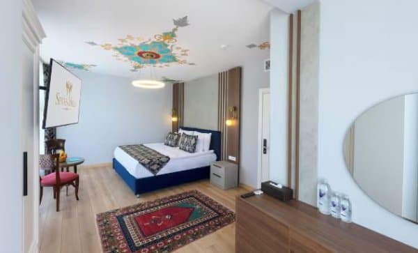 JUNIOR SUITE ST.SOPHIA VIEW 3