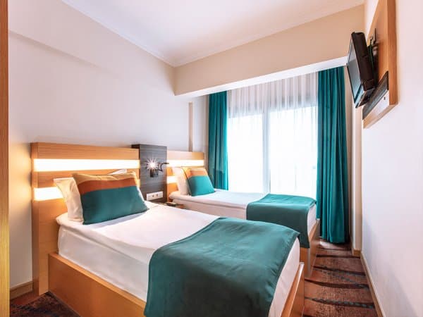 İki Tek Yataklı Oda 1