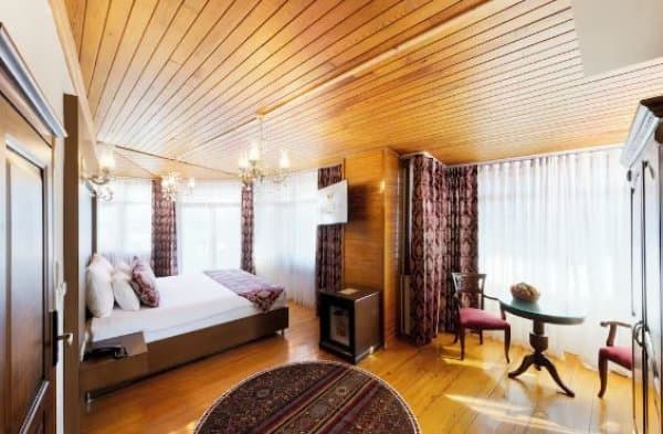 DELUXE SUITE BLUE MOSGUE VIEW 2