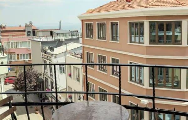 DELUXE SUITE BLUE MOSGUE VIEW 3