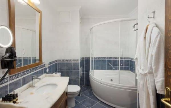 ECONOMY TRIPLE ROOM 4