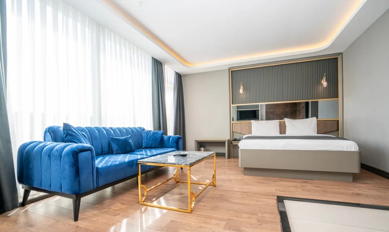 Jakuzili Deluxe Oda 2