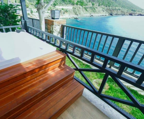 Athena Queen bungalov 1