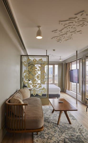 Suite Deniz Manzaralı Jakuzili Oda 3