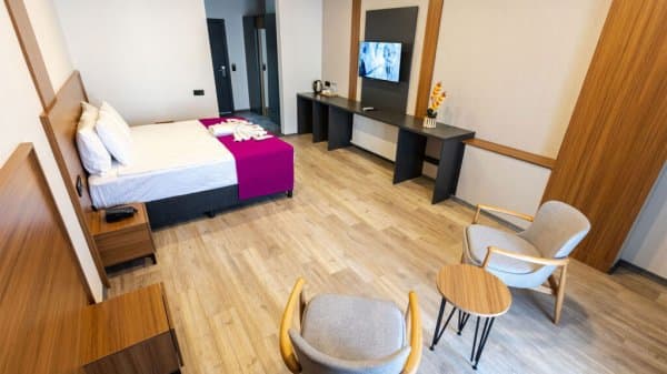 Deluxe Oda Şehir Manzaralı  2