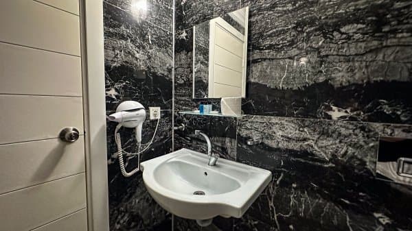 Ahşap Bungalow Oda 4