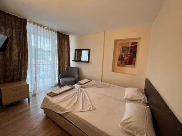 Standart Oda Deniz veya Kara Manzaralı Oda 1