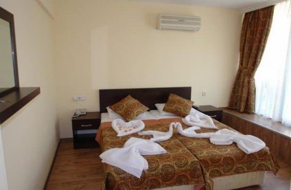 Standart Oda Deniz veya Kara Manzaralı Oda 2