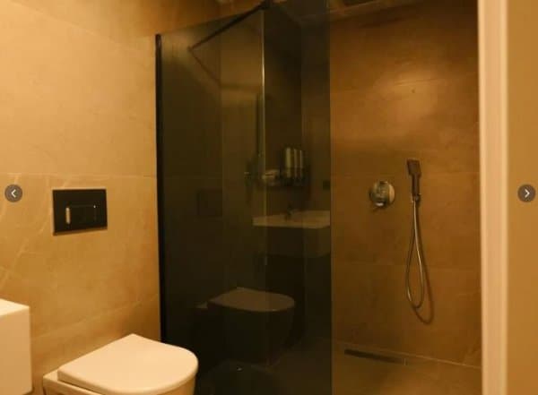 Ekonomik Penceresiz Oda 4