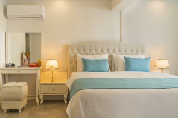 Swim-up Room (Havuza Açılan) 1