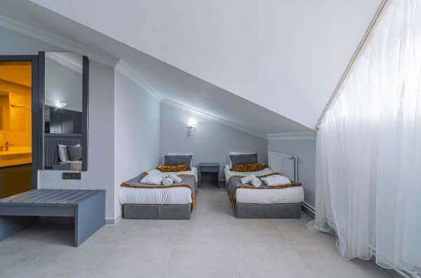 Standart Aile Odası 3