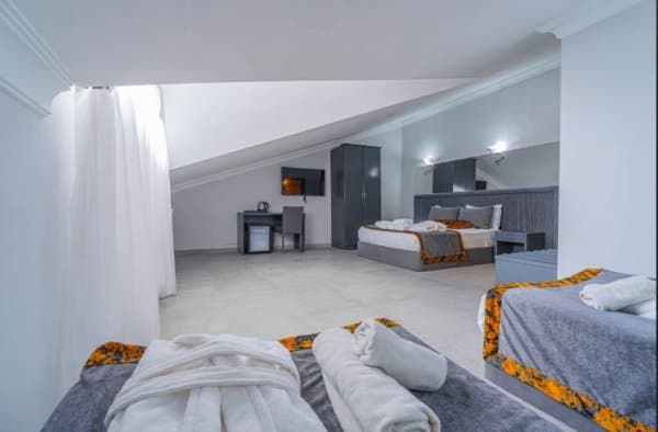 Standart Aile Odası 4