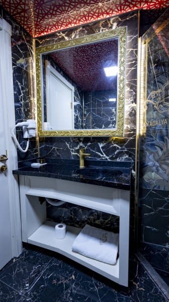 Ekonomik Tek Kişilik Oda 2