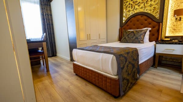 Ekonomik Tek Kişilik Oda 4