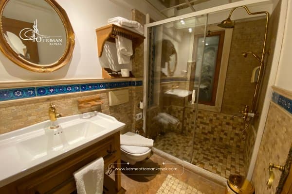 Dağ Manzaralı Köşe Oda 4