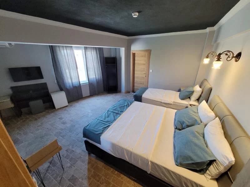 Standart Üç Kişilik Oda 1