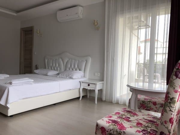 Deniz Manzaralı Oda 2