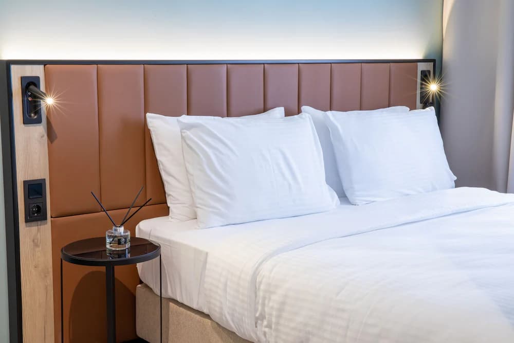 Exclusive Tek Büyük Yataklı Oda 2