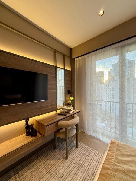 Studio Suite With City View 2