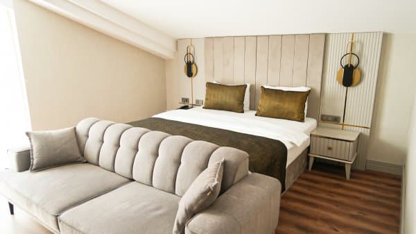 PENTHOUSE FAMILY DELUXE ROOM 1