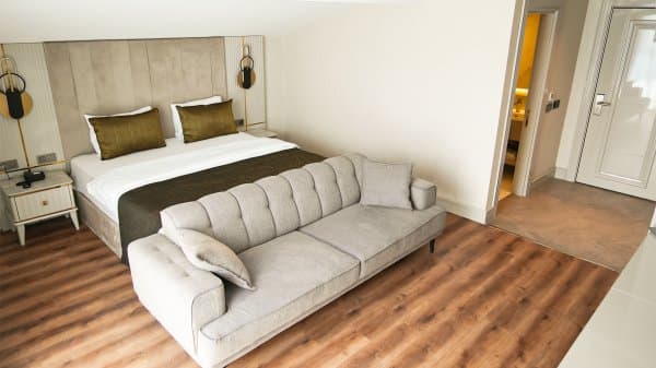 PENTHOUSE FAMILY DELUXE ROOM 2