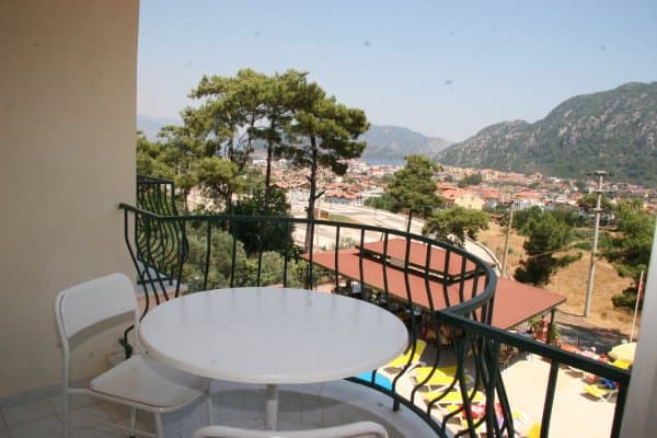 Apart Bahçe Manzara 1+1 3