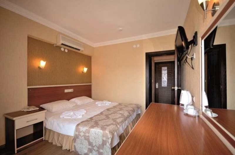 Standart Çift Kişilik Oda 1