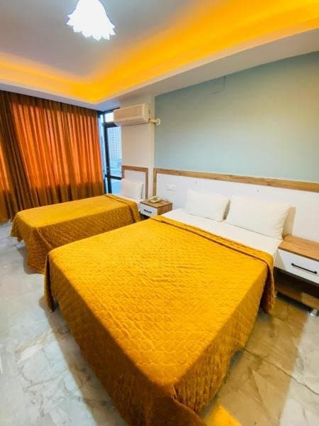 Deluxe 3 Kişilik Oda 1