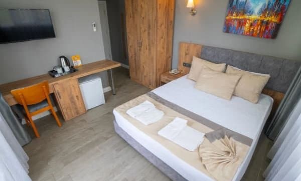 Delux Çift Kişilik Oda Deniz Manzaralı 20m2 1