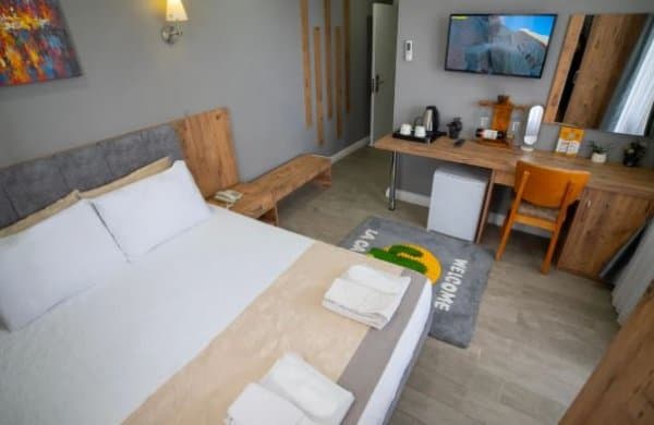 Delux Çift Kişilik Oda Deniz Manzaralı 20m2 2