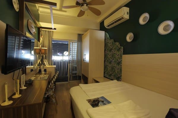 Standart Kısmi Deniz Manzaralı Oda 1