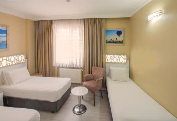 Standart 3 Kişilik Oda 1