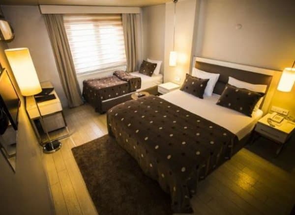 Triple, Şehir Manzaralı 2