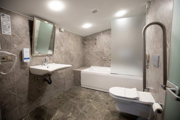 Ana Bina Deluxe Oda 4