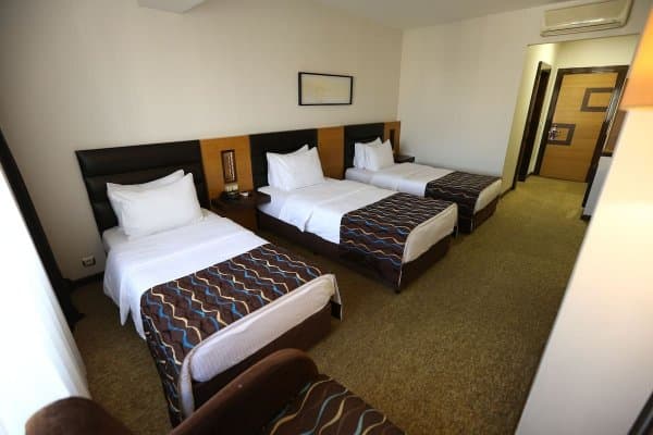 Standart Üç Kişilik Oda 1