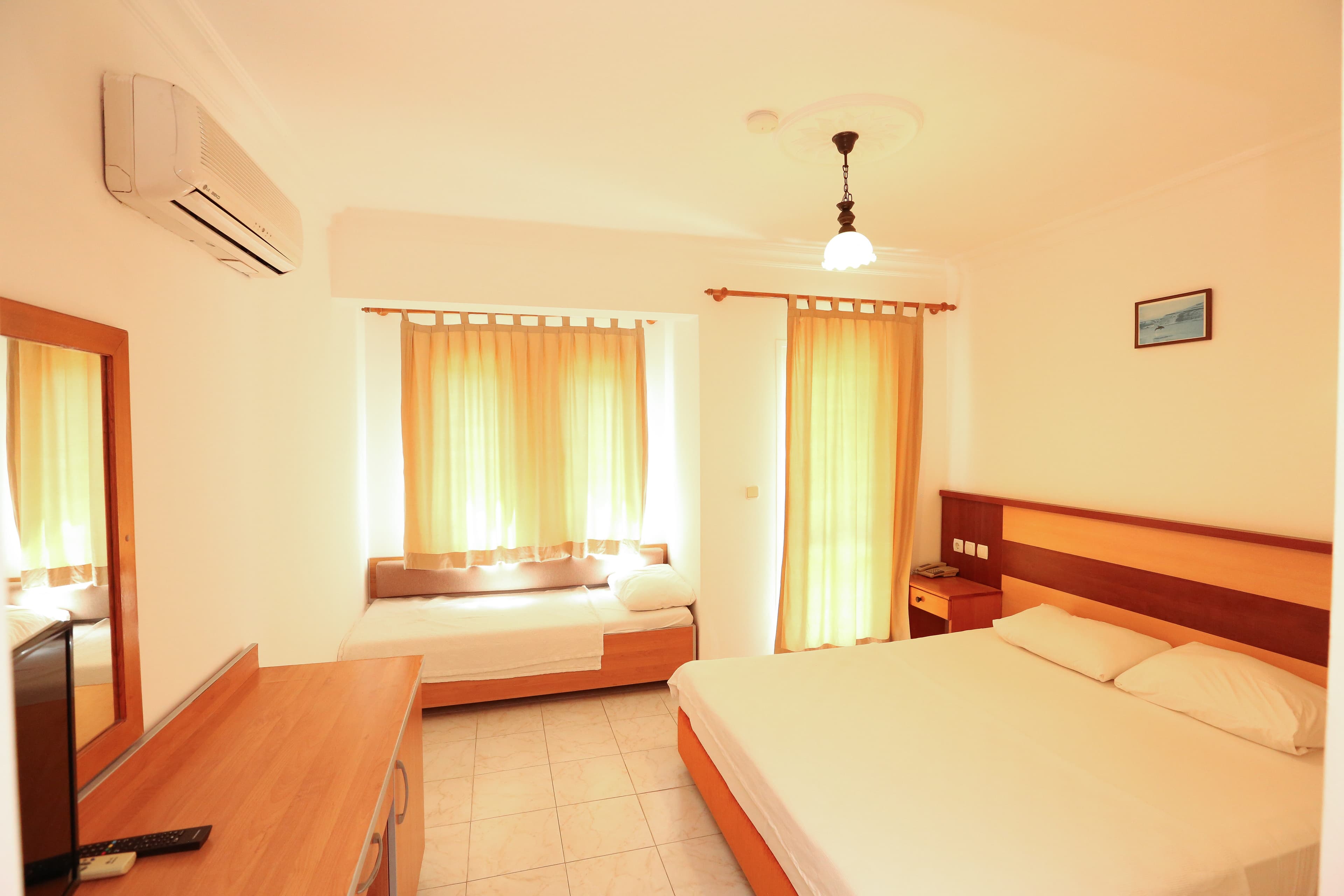 The Tower Hotel-resim-6