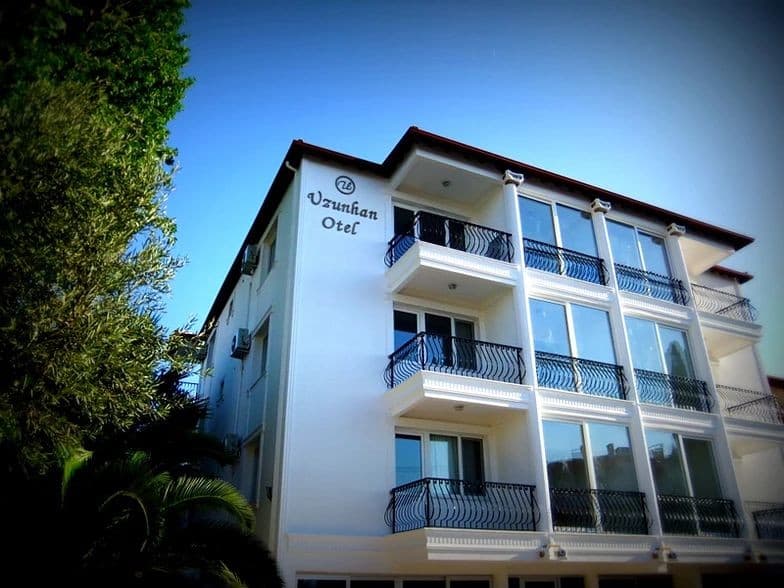 Uzunhan Hotel Ayvalık-resim-0