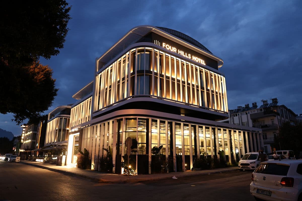 Four Hills Hotel-resim-0