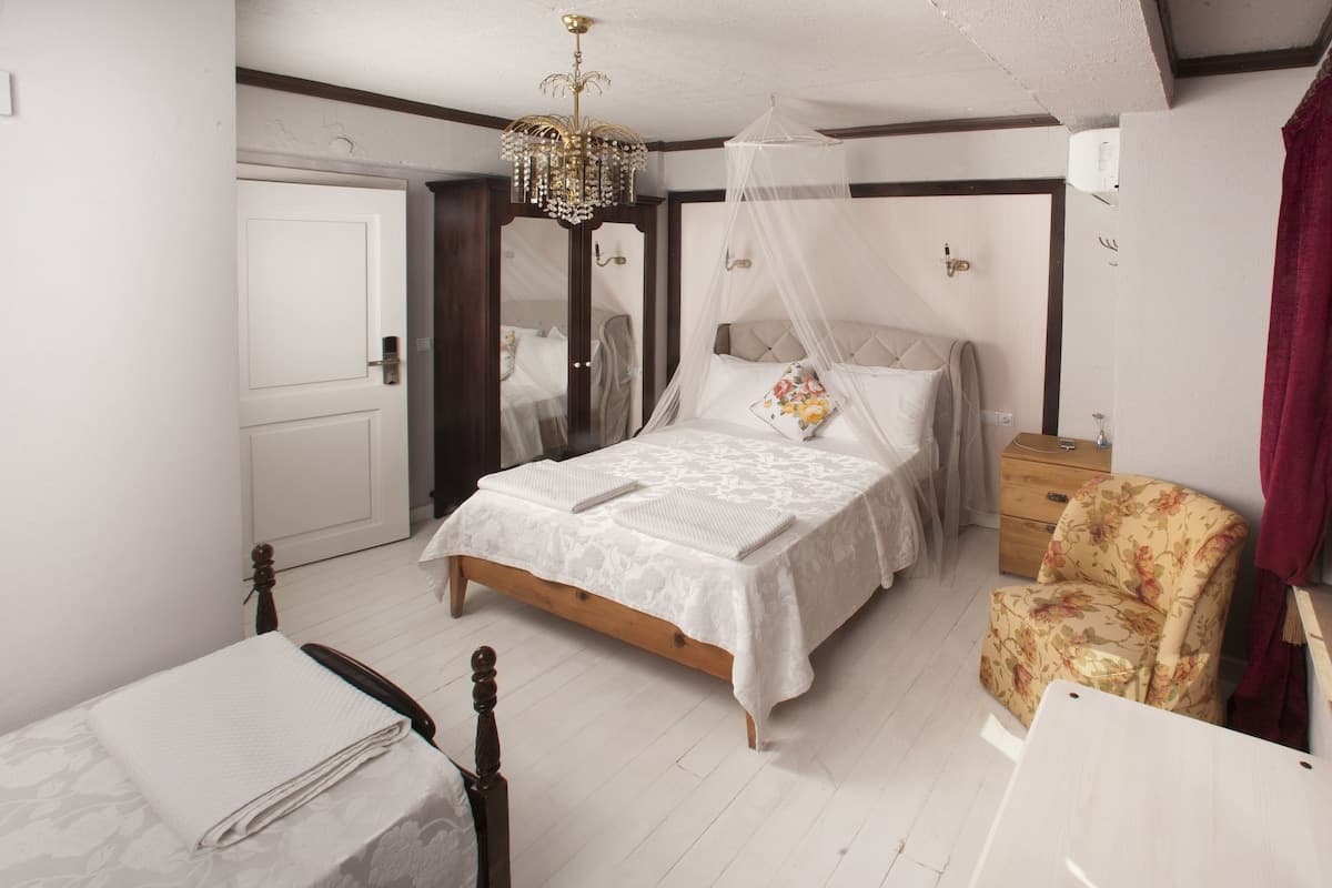 İola Otel-resim-7